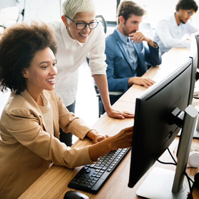 Femmes qui travaillent
